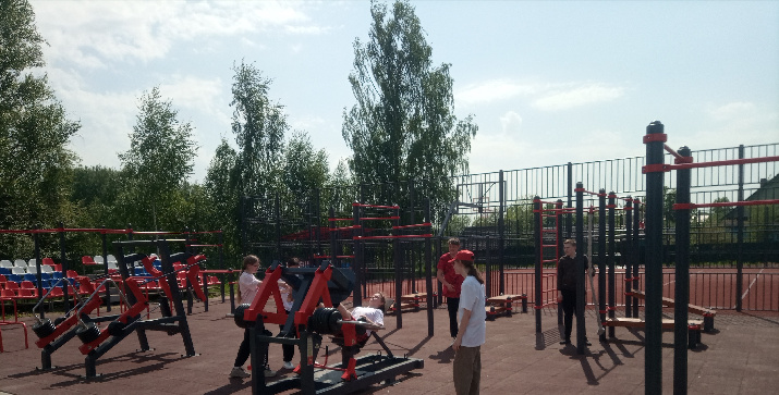 Приглашаем всех желающих на "Умную" спортивную площадку.