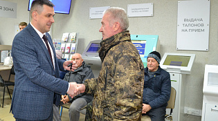 Девять пострадавших на производстве жителей  региона получили новые автомобили LadaGranta от Отделения Социального фонда России по Костромской области