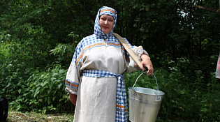 Знай наших! В конкурсе «Барышня-крестьянка» макарьевская барышня Виктория Слащева стала лучшей!