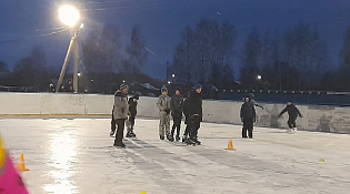 26 декабря на территории спорткомплекса «Юность» состоялось  открытие городского ледового катка.